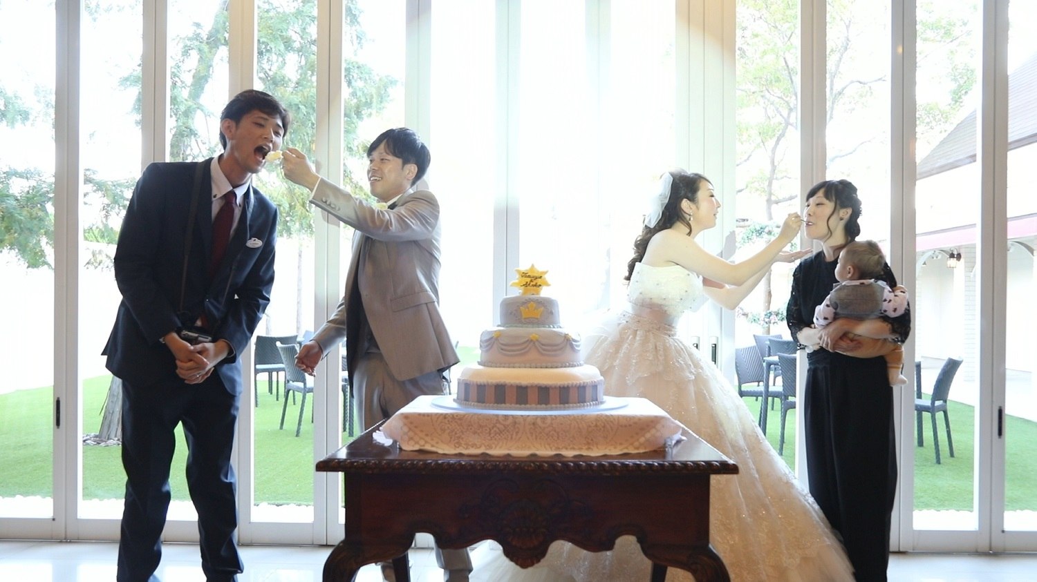 香川県の結婚式場シェルエメールでウエディングケーキ