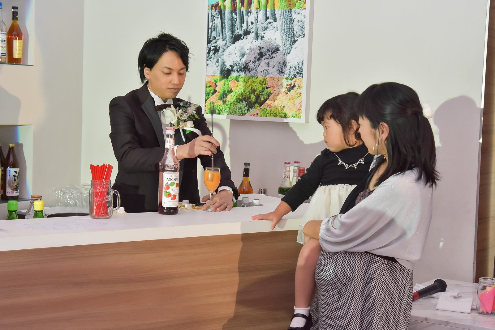 香川県の結婚式場シェルエメール＆アイスタイル　カクテルパフォーマンス