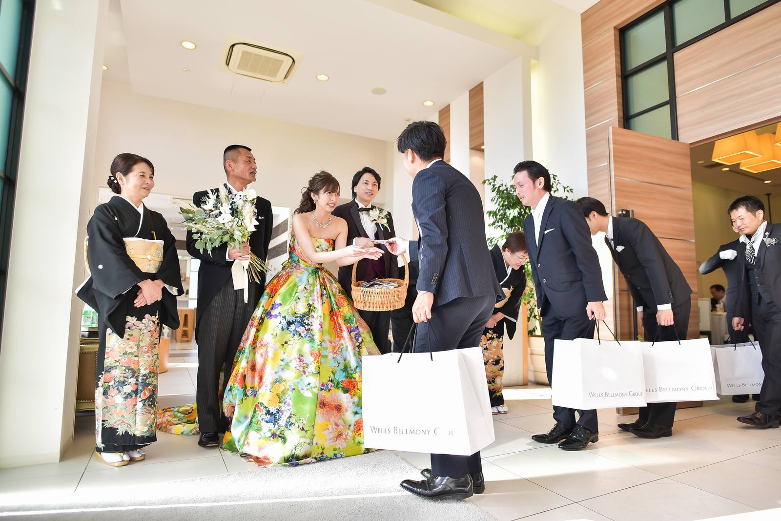 香川県の結婚式場シェルエメール＆アイスタイルのお見送り