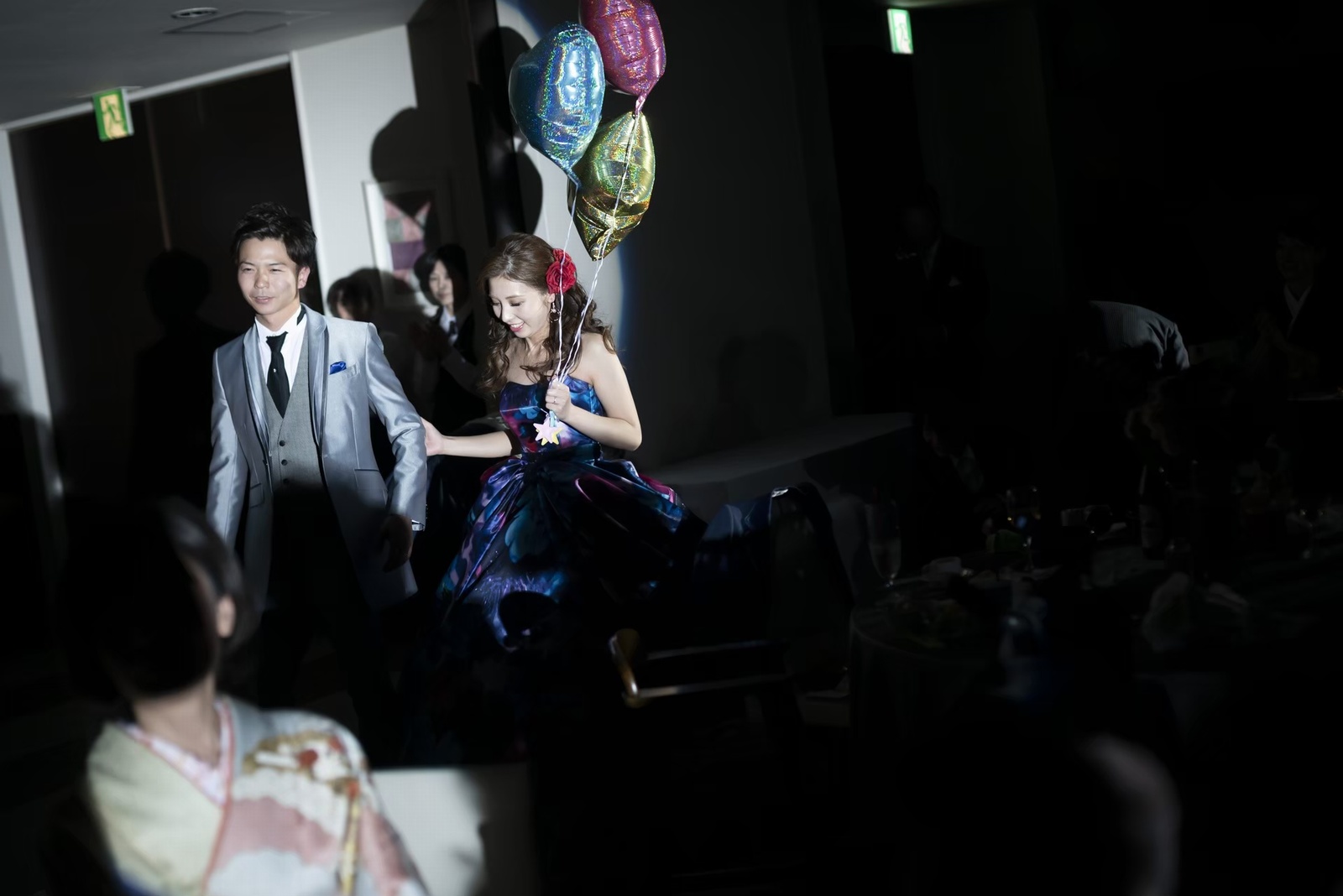 香川県の結婚式場シェルエメール＆アイスタイルのお色直し入場