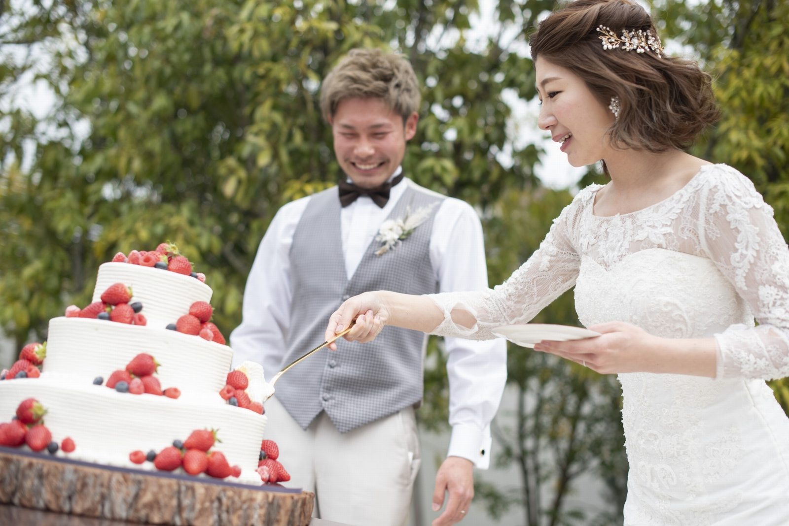 香川県の結婚式場シェルエメール＆アイスタイルのファーストバイト