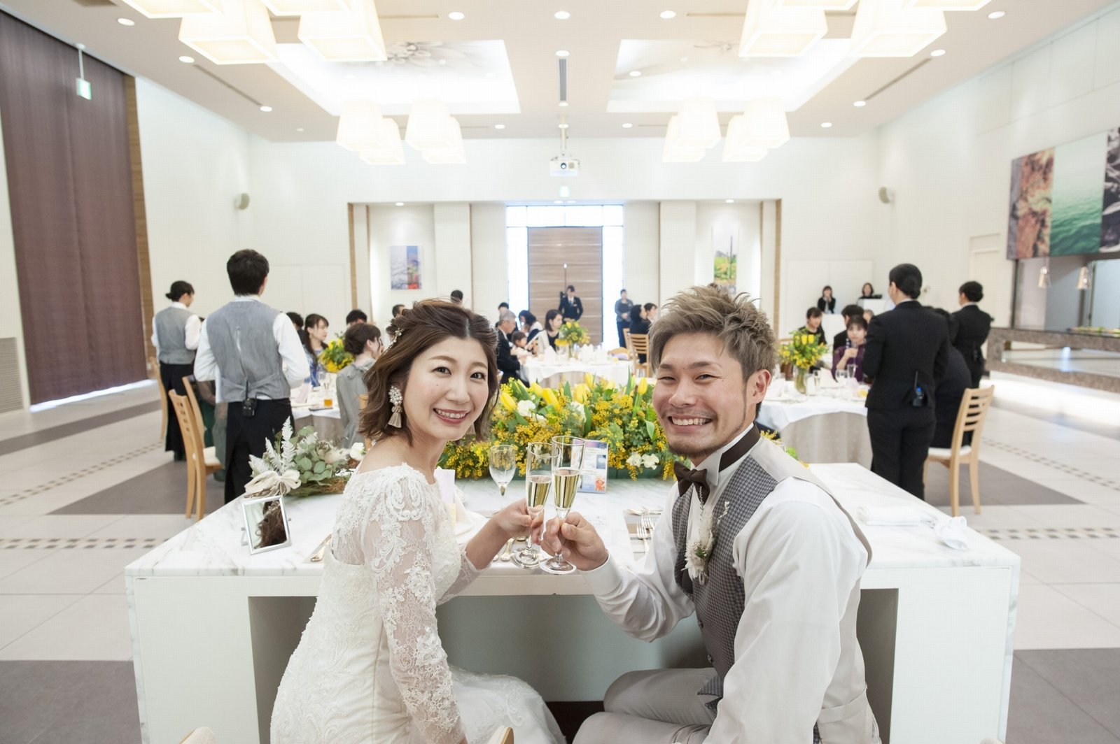 香川県の結婚式場シェルエメール＆アイスタイルの新郎新婦