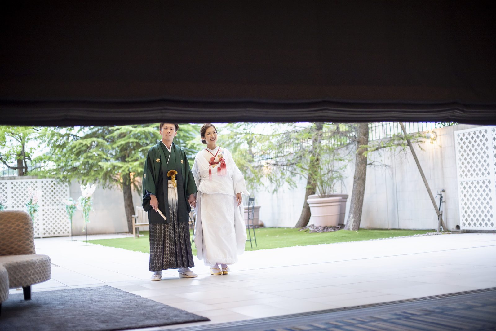 香川県の結婚式場シェルエメール&アイスタイルのガーデン入場