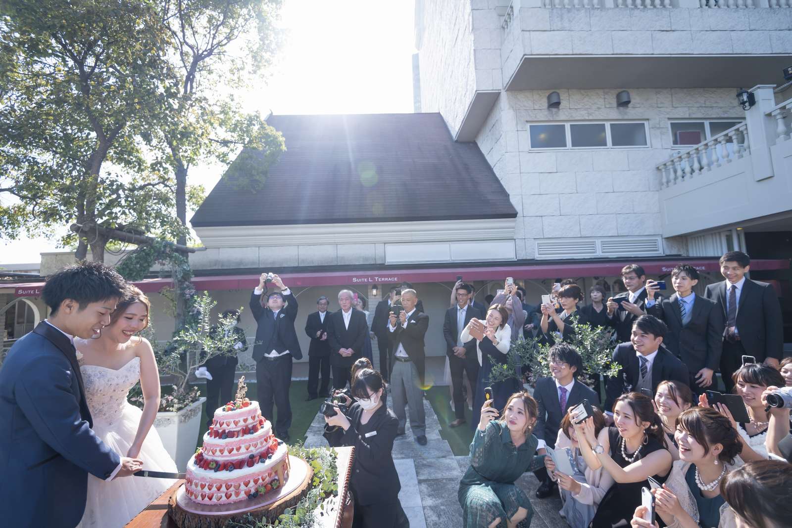 香川県の結婚式場シェルエメール＆アイスタイルのウエディングケーキ
