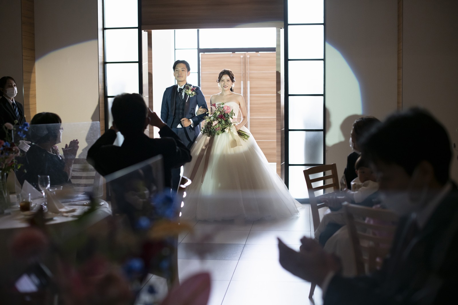 香川県宇多津町の結婚式場シェルエメール＆アイスタイル　入場