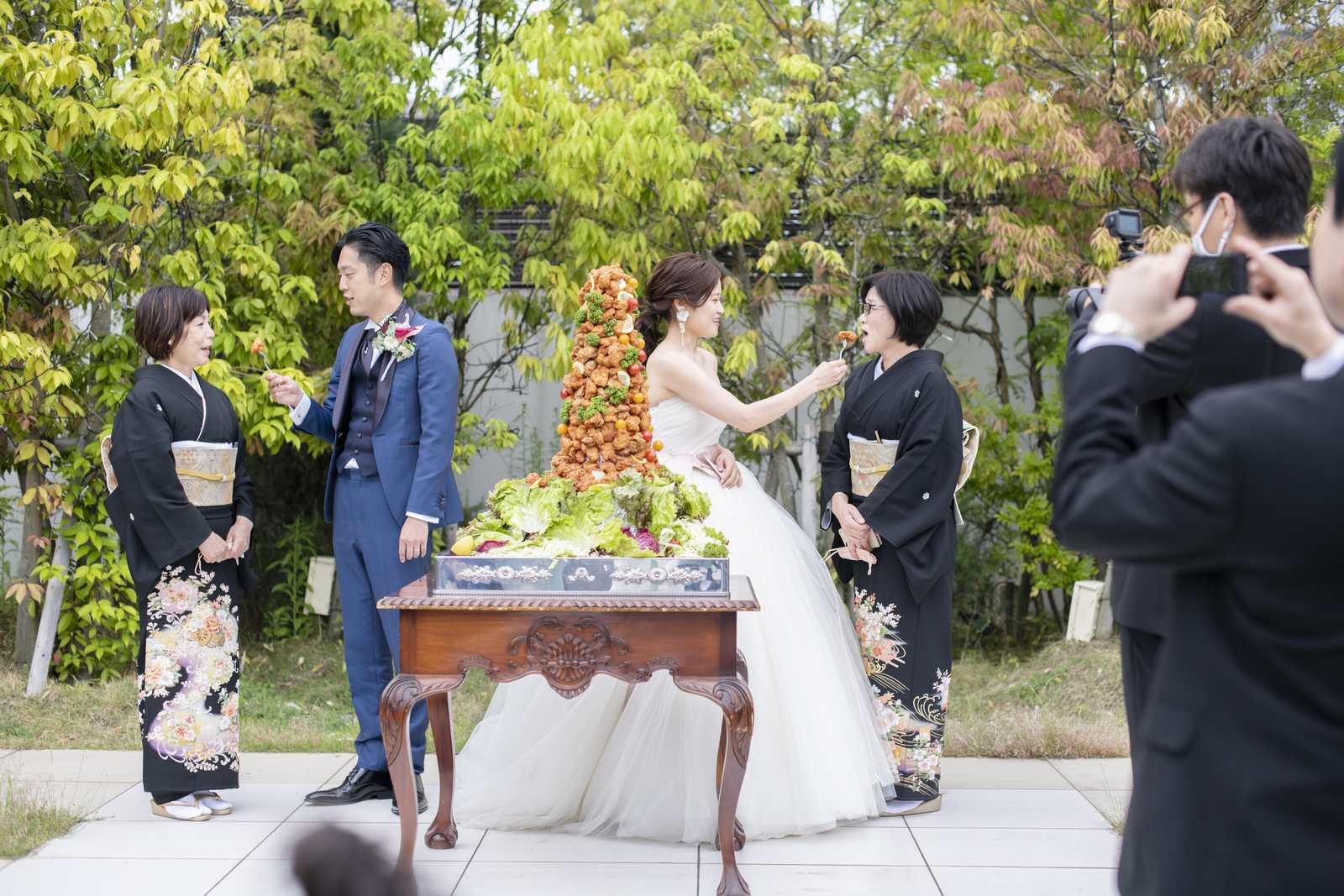 香川県宇多津町の結婚式場シェルエメール＆アイスタイル　からあげタワー　母にサンクスバイト
