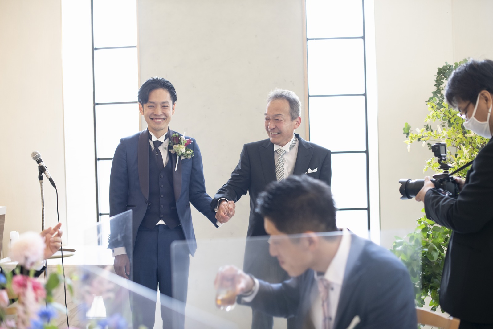 香川県宇多津町の結婚式場シェルエメール＆アイスタイル　父と退場